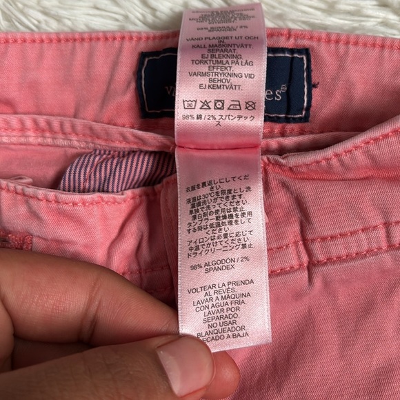 Vineyard Vines Island Shorts - Picture 8 of 11